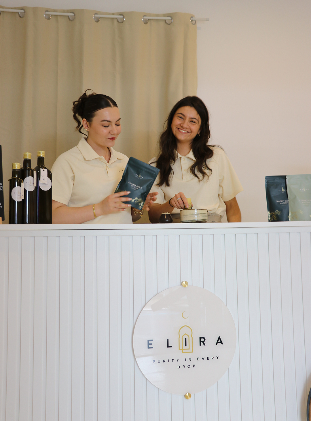 Mobile Matcha Bar als Event-Highlight mit frisch zubereiteten Matcha-Getränken, ideal für Hochzeiten, Firmenfeiern und besondere Anlässe.